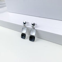 Carica l'immagine nel visualizzatore di Gallery, Pois - Orecchini Square Pois